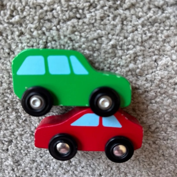 Melissa & Doug Wooden Vehicles & Traffic Signs Set Plus Additional Vehicles EC - Picture 5 of 5